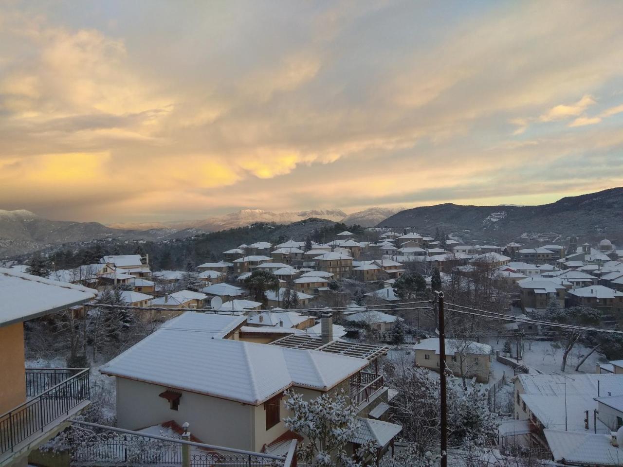 Отель Panorama Vytinas Экстерьер фото